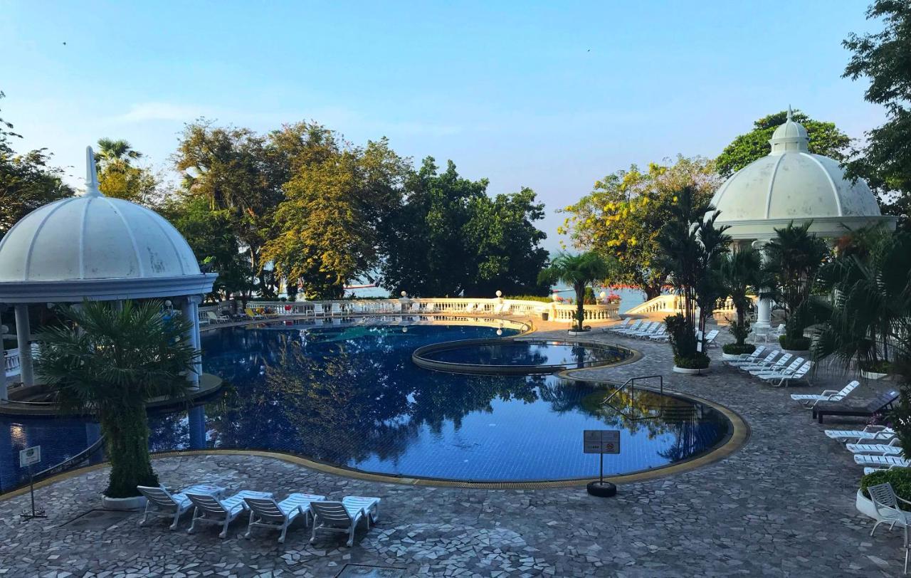 Sky Beach Beachfront Pattaya Luaran gambar